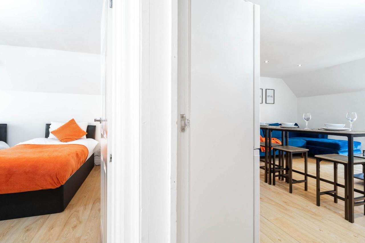 2 Bedroom Loft And Spacious Apt- One Choice Stays- Jq Μπέρμιγχαμ Εξωτερικό φωτογραφία