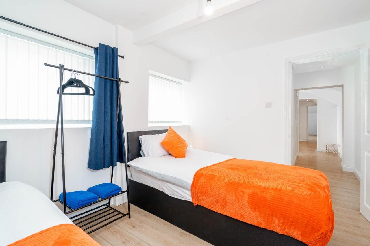2 Bedroom Loft And Spacious Apt- One Choice Stays- Jq Μπέρμιγχαμ Εξωτερικό φωτογραφία